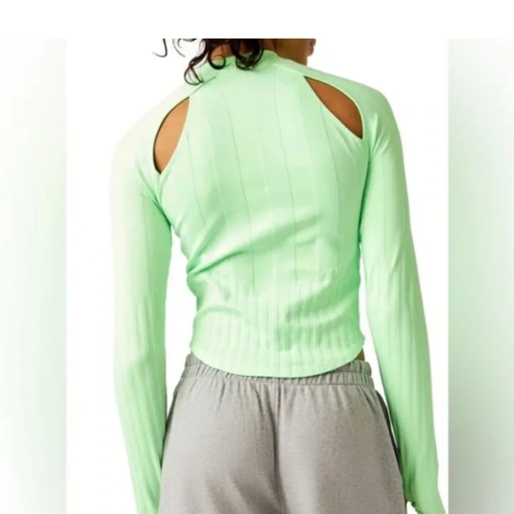 Free People Movement Offside Layer Top in Green Size XS/S